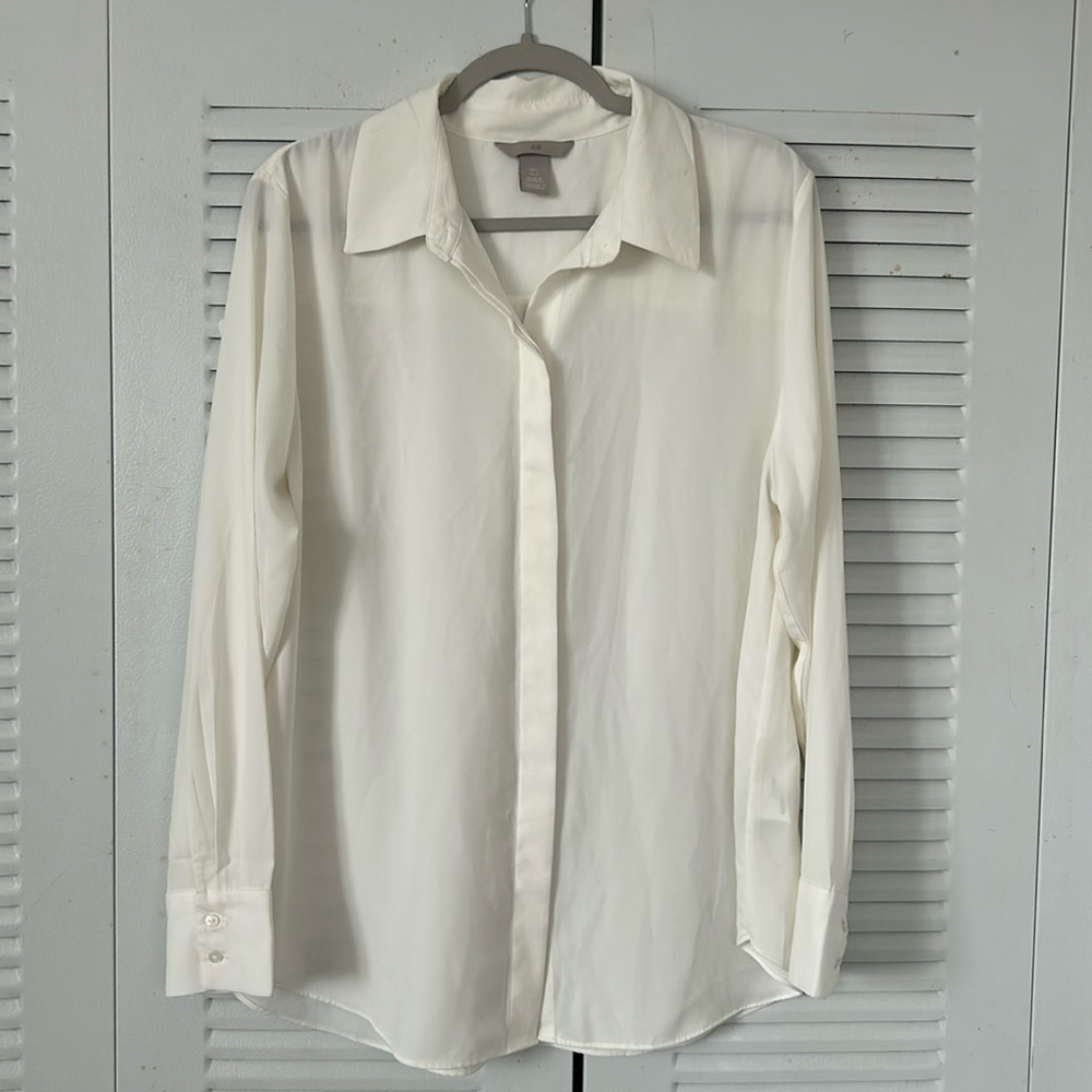 H&M dressy blouse